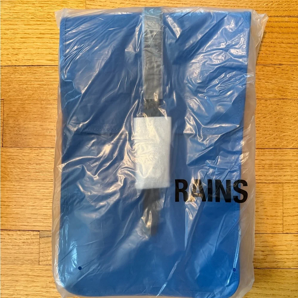 NWT RAINS Backpack Mini – Waves